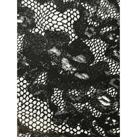 Michael Kors Women's Cold-Shoulder Halter Blouse Small Black/White) Classic - Picture 9 of 9